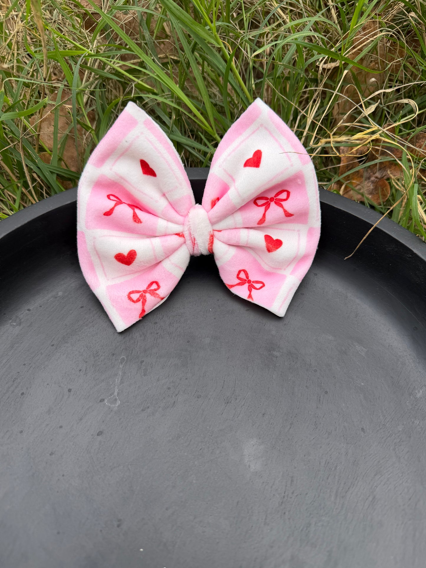 Red Hearts & Bows