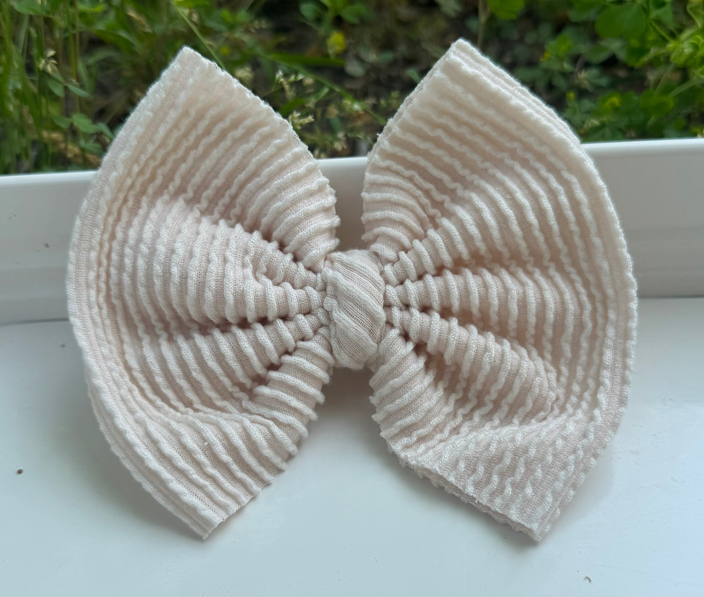 Ribbed Eggshell