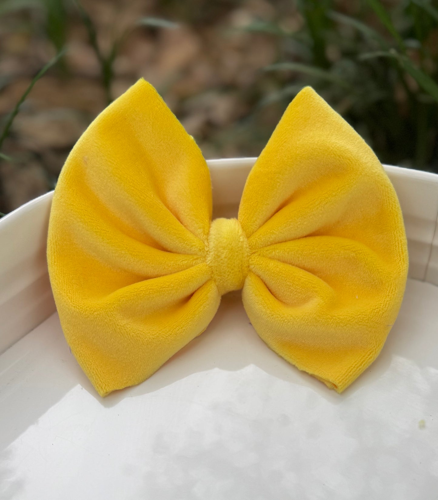 Plushy Velvet Yellow