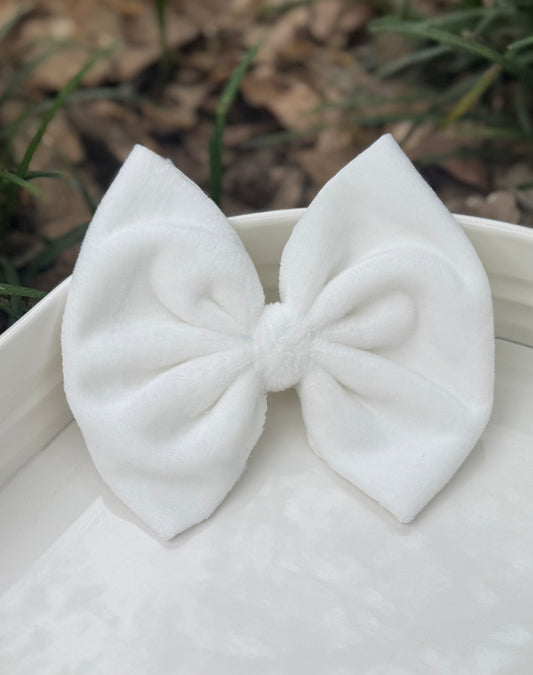 Plushy Velvet White